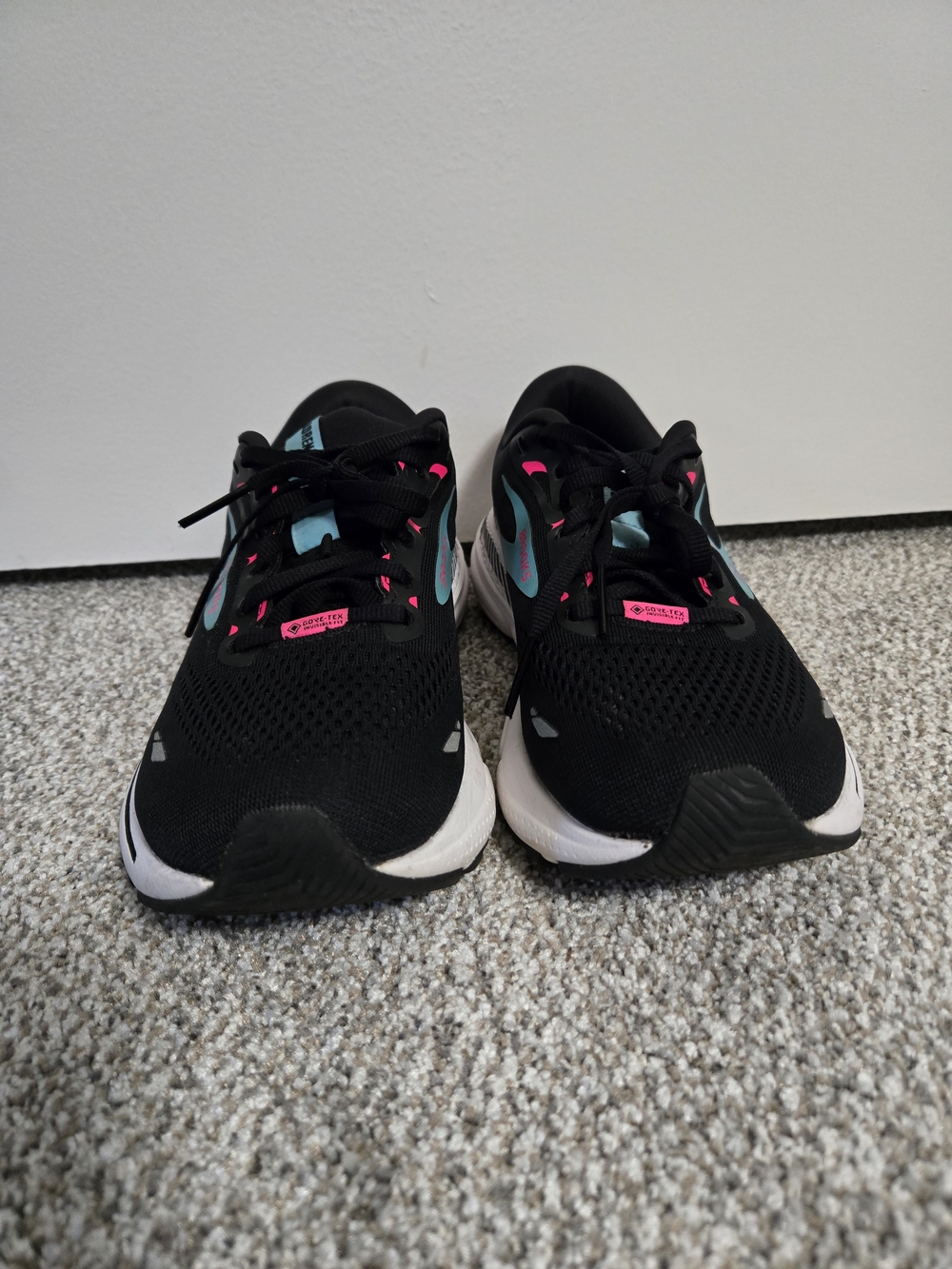 Brooks Adrenaline GTS 23 Gore-Tex Waterproof Running Shoes Black White Pink Blue
